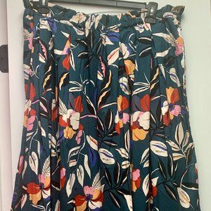 Eloquii Below Knee Skirt